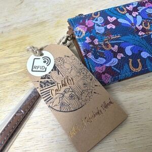 Catchfly Studio Blue Floral Horseshoe RFID ID Case Wristlet Wallet 23018625WMUL
